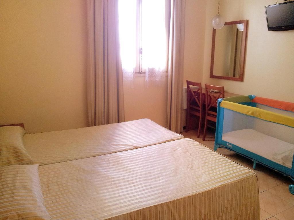 Hotel Toledano Ramblas Barcelona Pokój zdjęcie